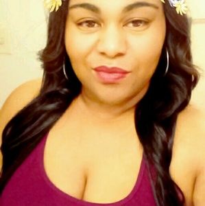 Meet your Posher, Constance